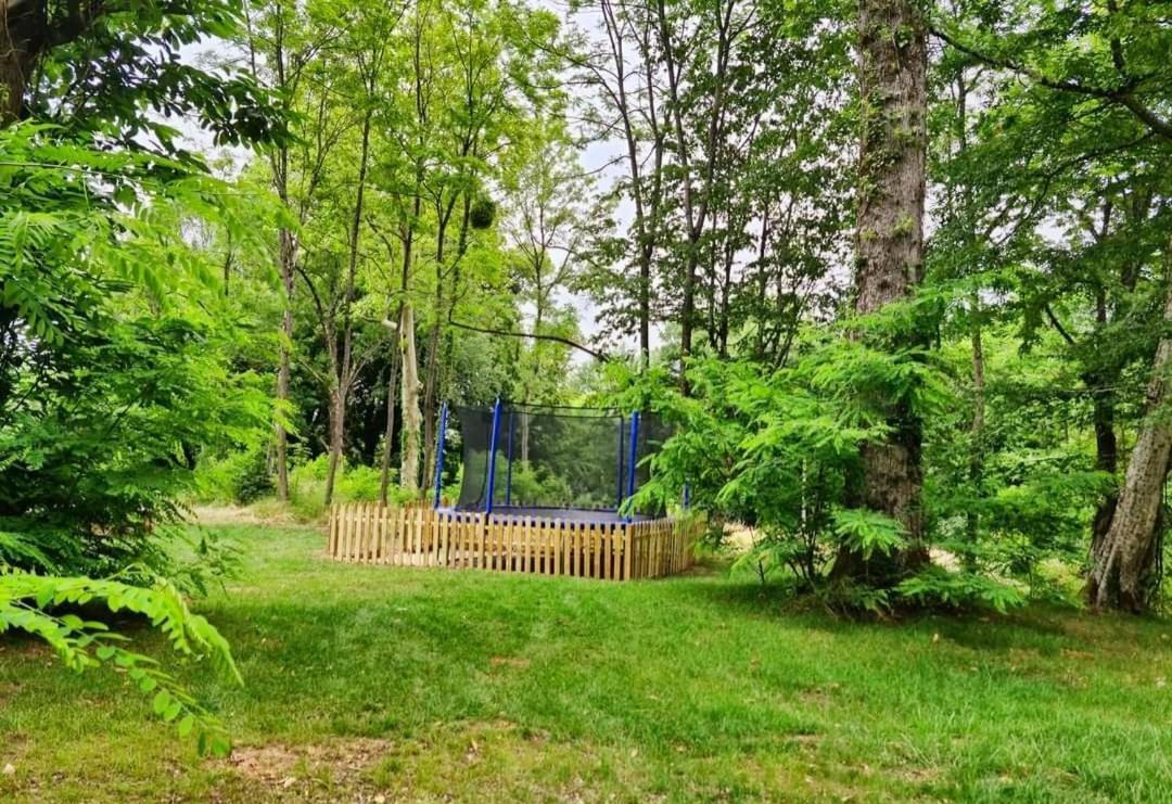 Gites Du Domaine De La Gauderie Sanilhac  エクステリア 写真